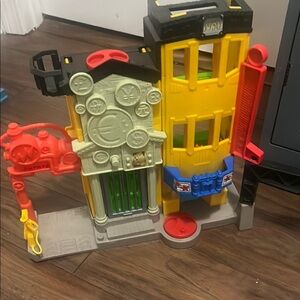 Imaginext City Fire Rescue Action Figure Playset